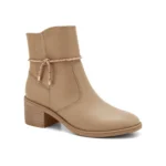 Bota Ramarim Cano Curto com Tira de Strass e Textura Croco Caqui